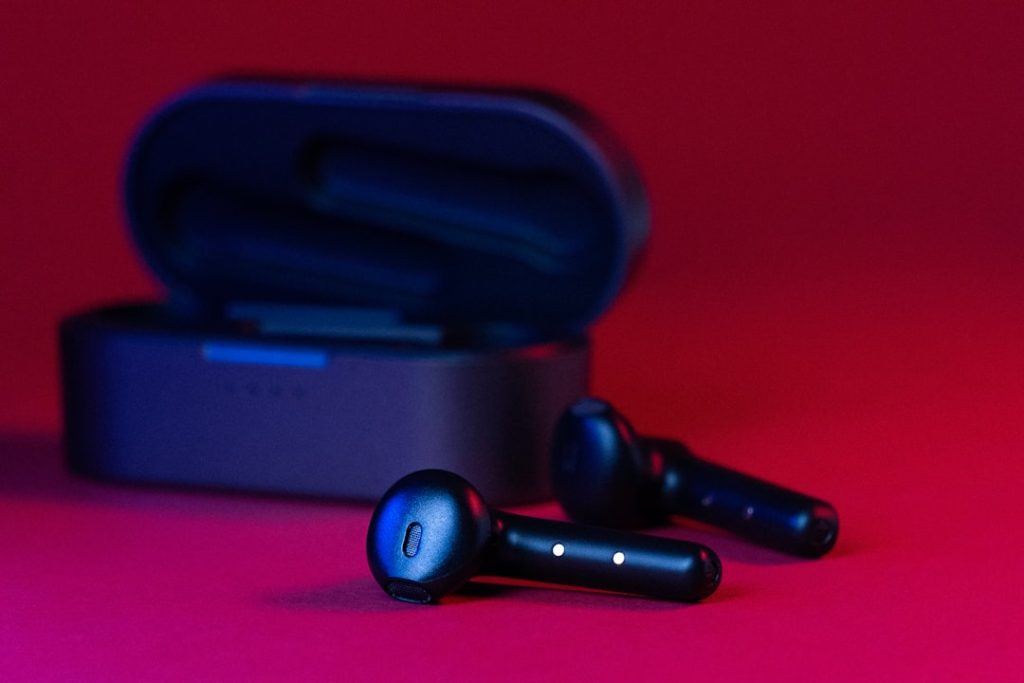 Photo Wireless earbuds