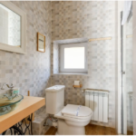 5 Effective Ways to Make a Small Bathroom Look Bigger